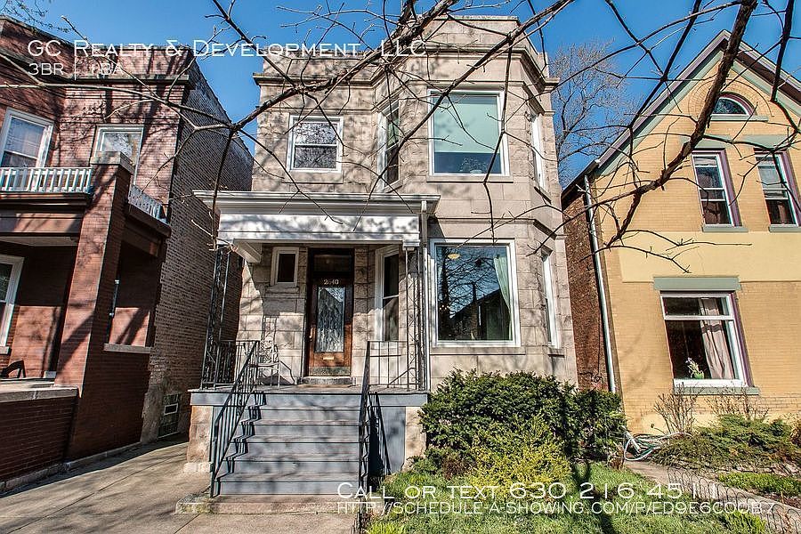 1st image of 2640 N Richmond St #1