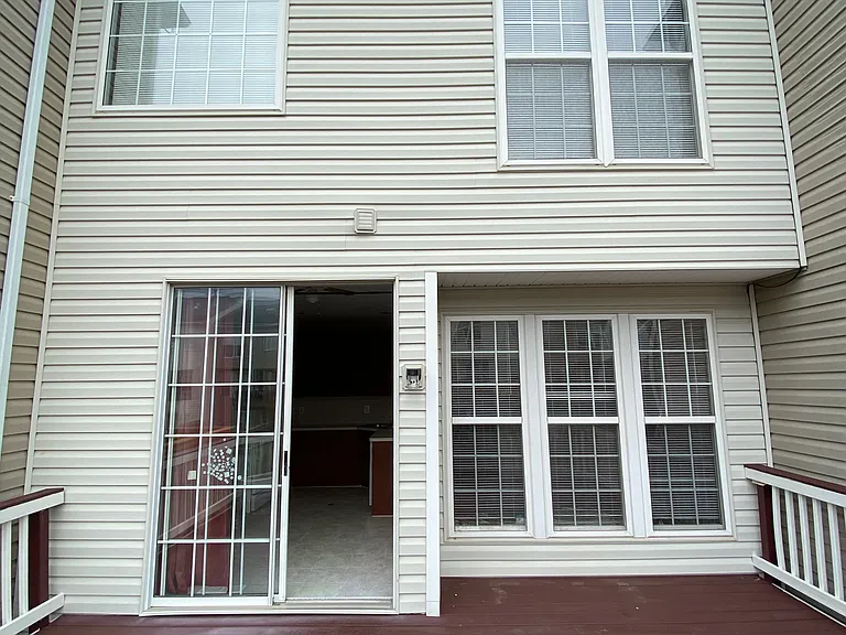 43781 Barborsville Mansion Sq — Photo 13