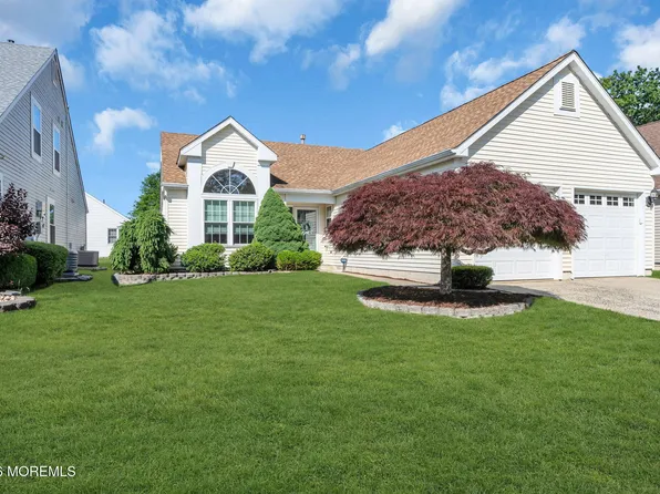 67 S Baker Drive, Jackson, NJ 08527