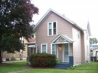 318 Griswold St, Elgin, IL 60123