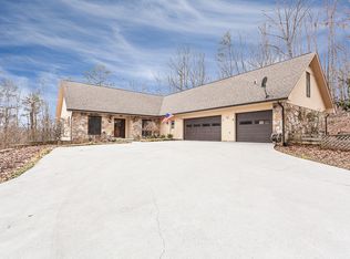233 Dusty Ln, Powell, TN 37849