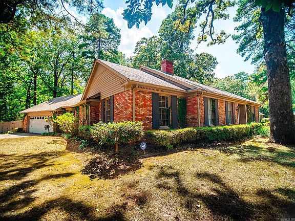 2nd image of 5 Southern Pines Dr