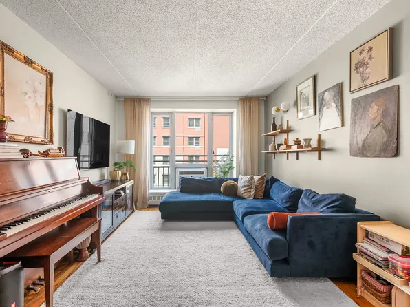 1825 Madison Avenue image 1 of 7