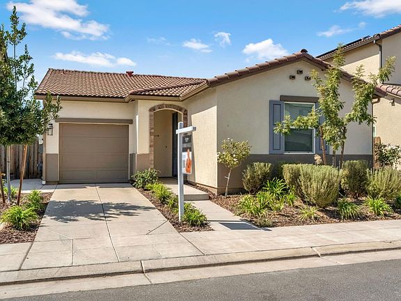2nd image of 310 Talus Way S