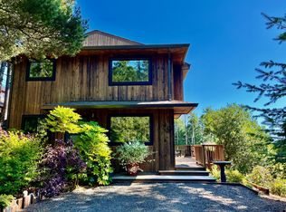 528 Fir Ave, Manzanita, OR 97130