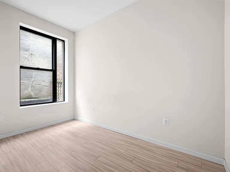 739 President St #4B — Photo 5
