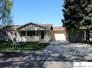 5102 S 83rd St, Ralston, NE 68127