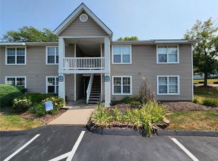 4154 Island Terrace Ct, Florissant, MO 63034