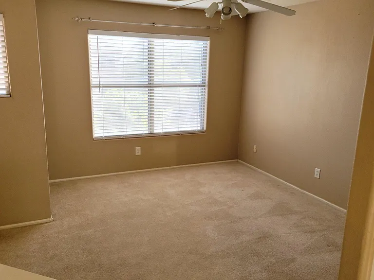 3618 E Potter Dr — Photo 17