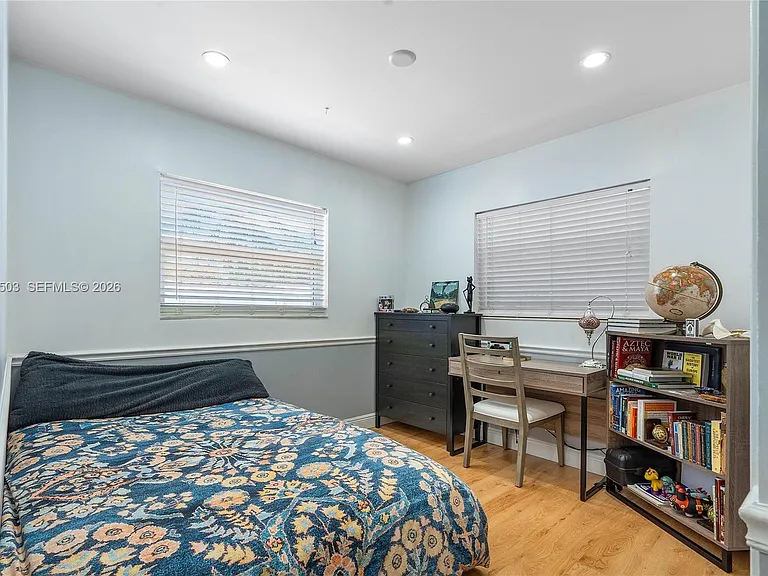 3021 N 72nd Way — Photo 16