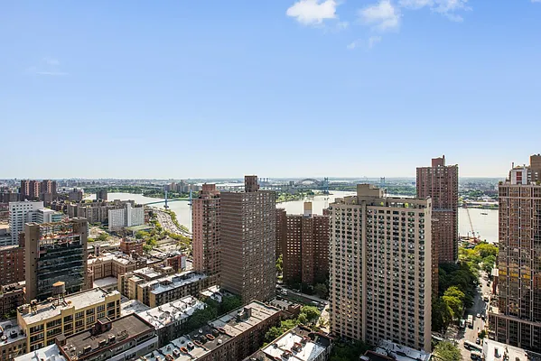 Sold by Keller Williams NYC | media 19