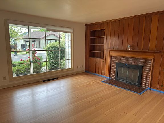 2nd image of 23 W 24th Ave