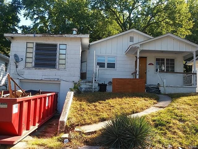 1st image of 132 Cooper Ave