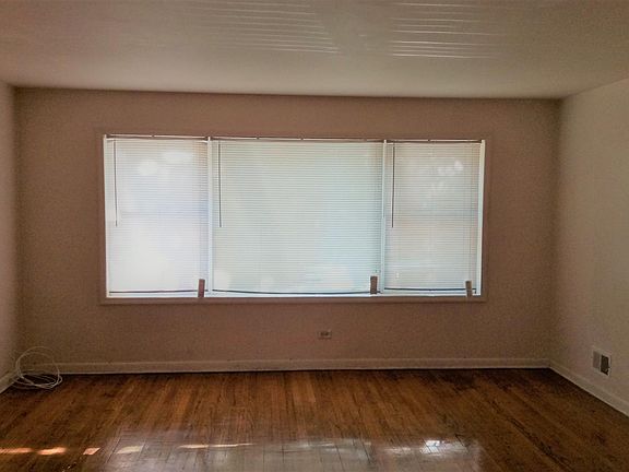 5th image of 7315 N Damen Ave APT 1