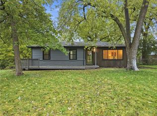 2919 NE Russell Rd, Kansas City, MO 64117