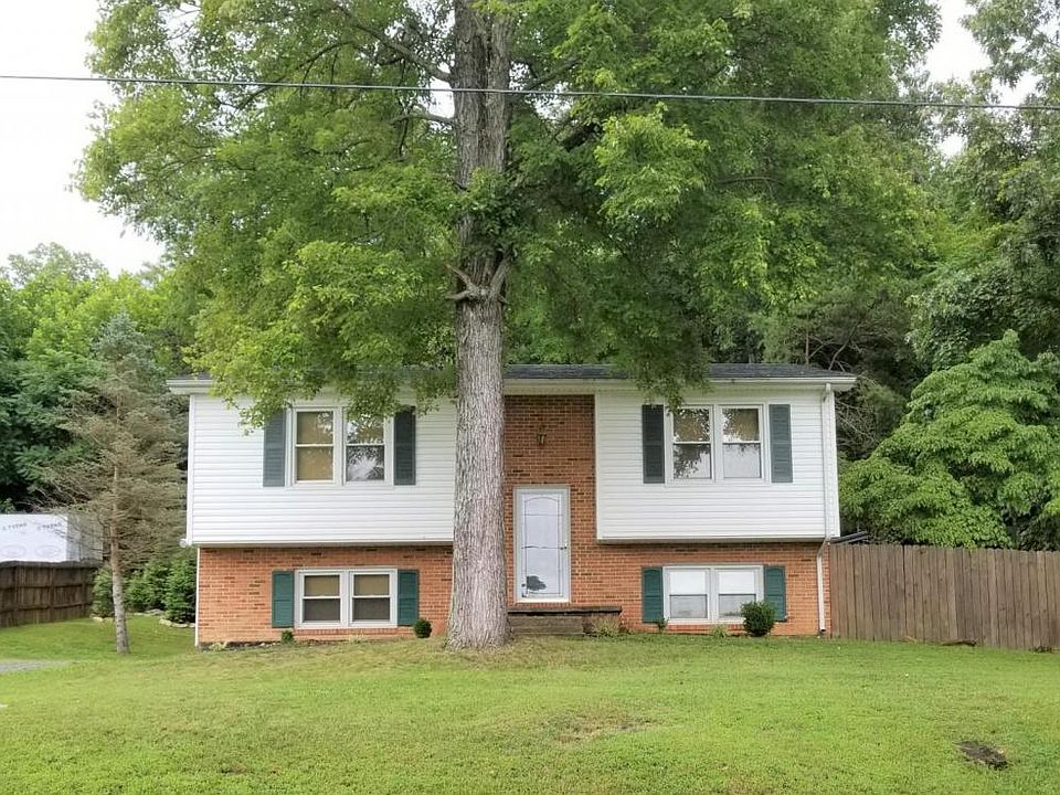 1st image of 1604 Pine Ave