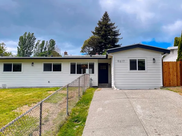 9617 12th Ave SW, Seattle, WA 98106