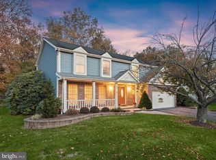 5 Lakeshire Ct, Owings Mills, MD 21117