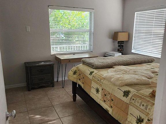 5th image of 393 S Coconut Palm Blvd