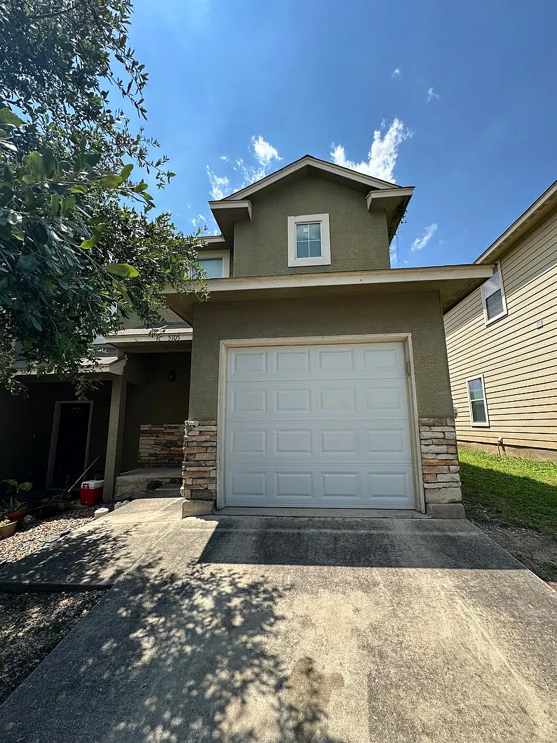 **Available Now! Spacious 3-Bedroom Townhome With Garage & Private Backyard Only $1,295 — Photo 3