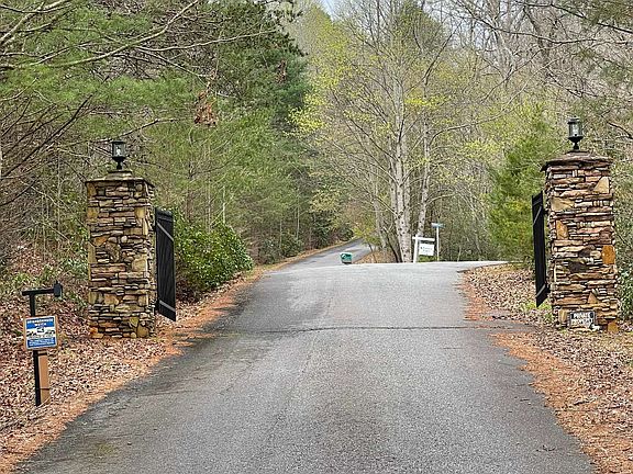 2nd image of LOT 11 Pinnacle Ct