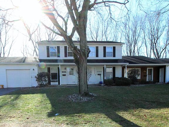 3rd image of 10239 Cricklewood Ct