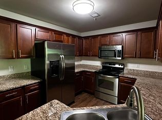 49207 E Woods Dr #49207, Utica, MI 48317