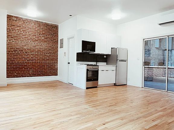 3rd image of 8 E 18th St APT 4