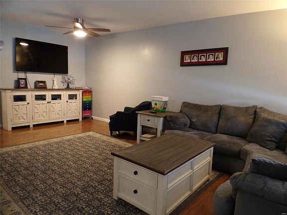 2nd image of 3912 Mitchford Dr