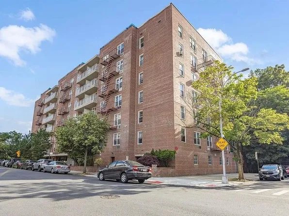 68-20 Selfridge St #2F, Queens, NY 11375