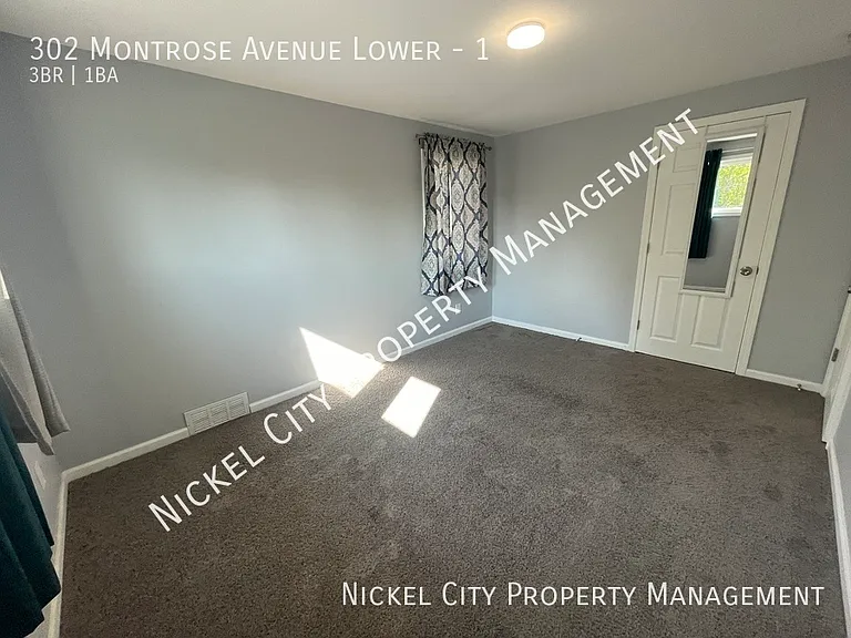 302 Montrose Ave #1 — Photo 17