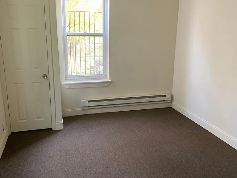 3225 Turner St #1 — Photo 10