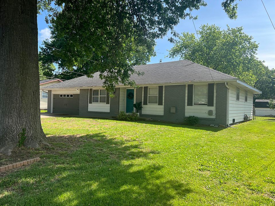 1st image of 2536 S McCann Avenue