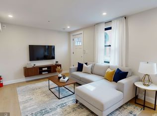 4 Hull St #U1, Boston, MA 02113