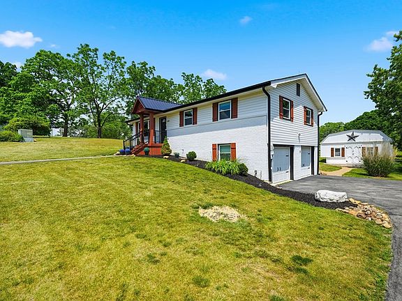 5th image of 537 Mosswood Ln