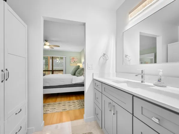 214 Brackenwood Terrace, Palm Beach Gardens, FL 33418