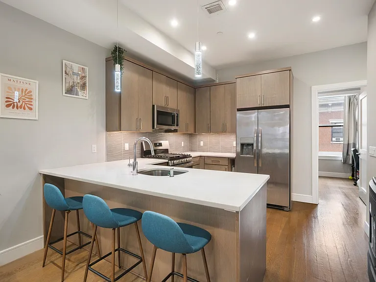 56 3rd St #3 — Photo 4