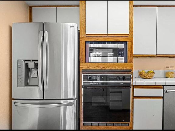 2nd image of 10163 Danube Dr #10163