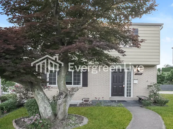 5337 Elmwood Dr, Pittsburgh, PA 15227