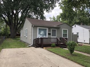 6130 Marvin St, Taylor, MI 48180