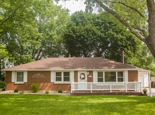 835 E Roxanna Cir, Kankakee, IL 60901