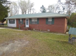 134 Canary Cir, Soperton, GA 30457
