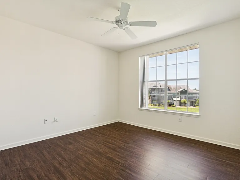 Royal Palm Terrace — Photo 26