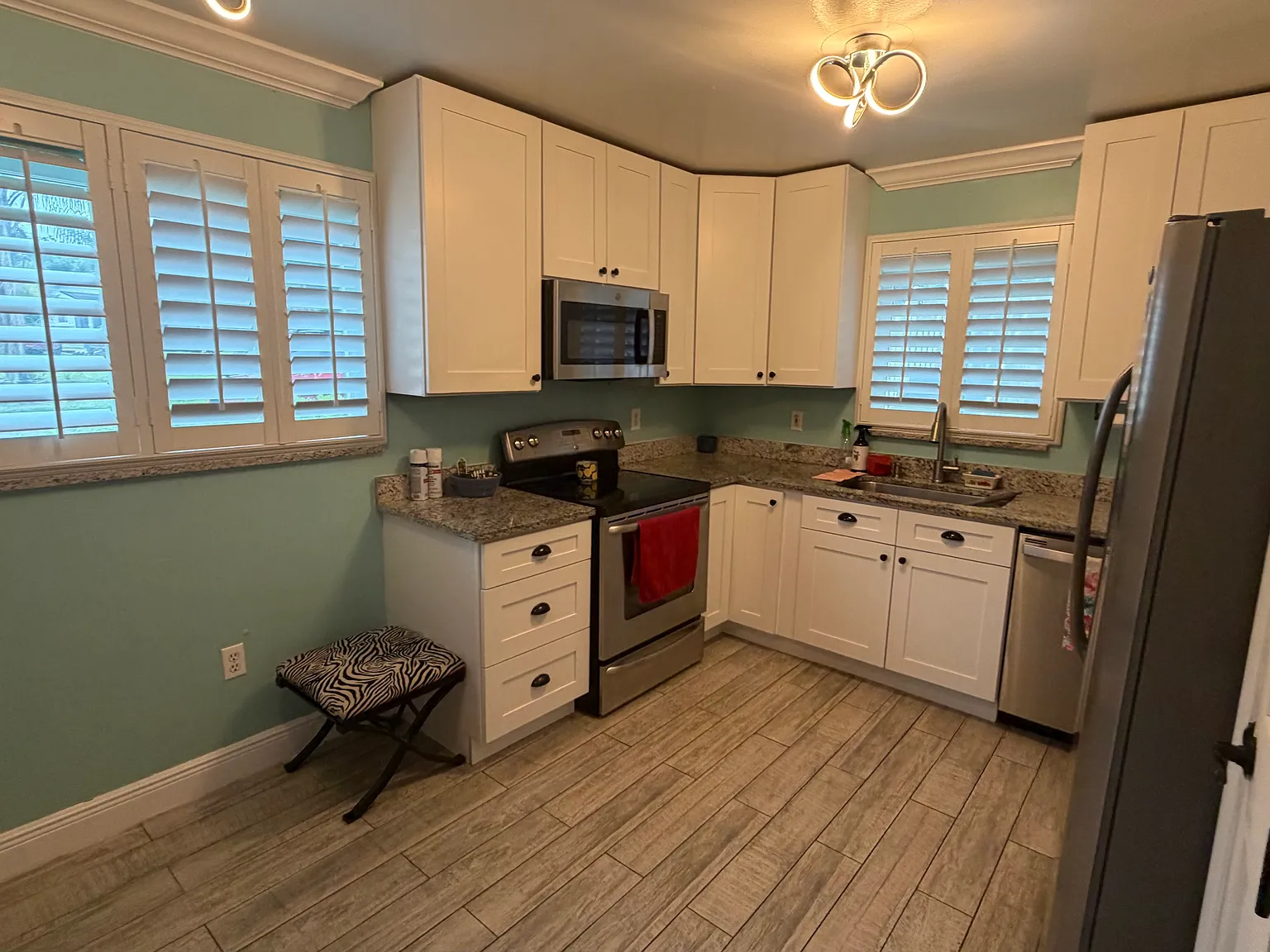 3 bed, 1310 sqft, $2,000 — Photo 3