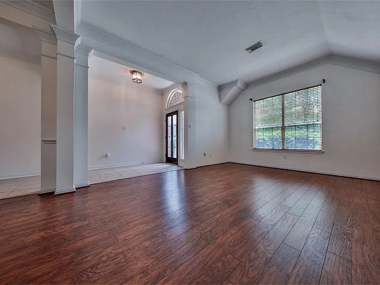 13803 Sherburn Manor Dr — Photo 6