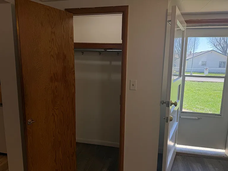 513 Sims St — Photo 4