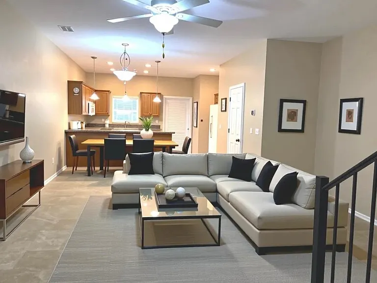 2293 Del Carmel Way — Photo 5