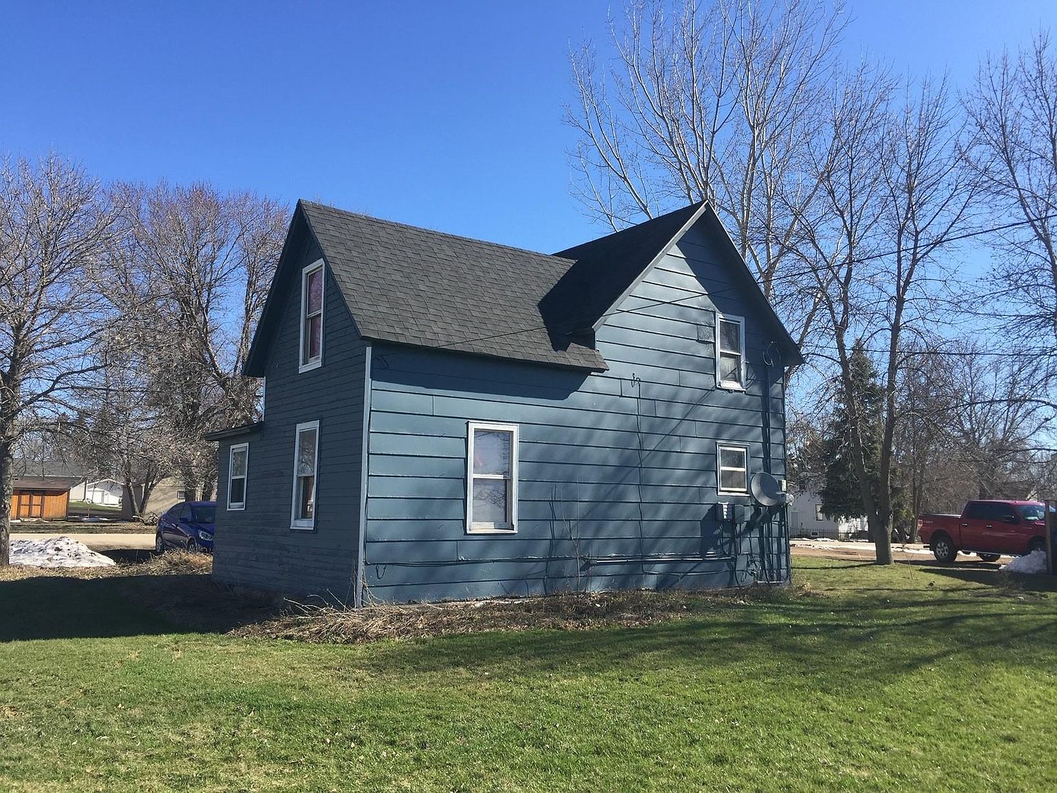 701 2nd S Ave, Lake Norden, SD 57248 Zillow