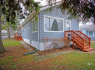 36 N Orchard Ave, Waukegan, IL 60085