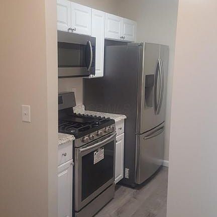 3rd image of 5639 Blendon Place Dr